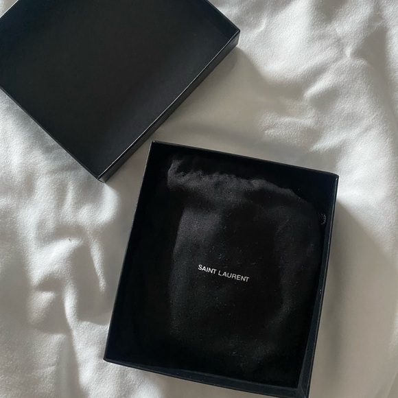 Saint Laurent Cassandre Matelasse card holder - Picture 3 of 3